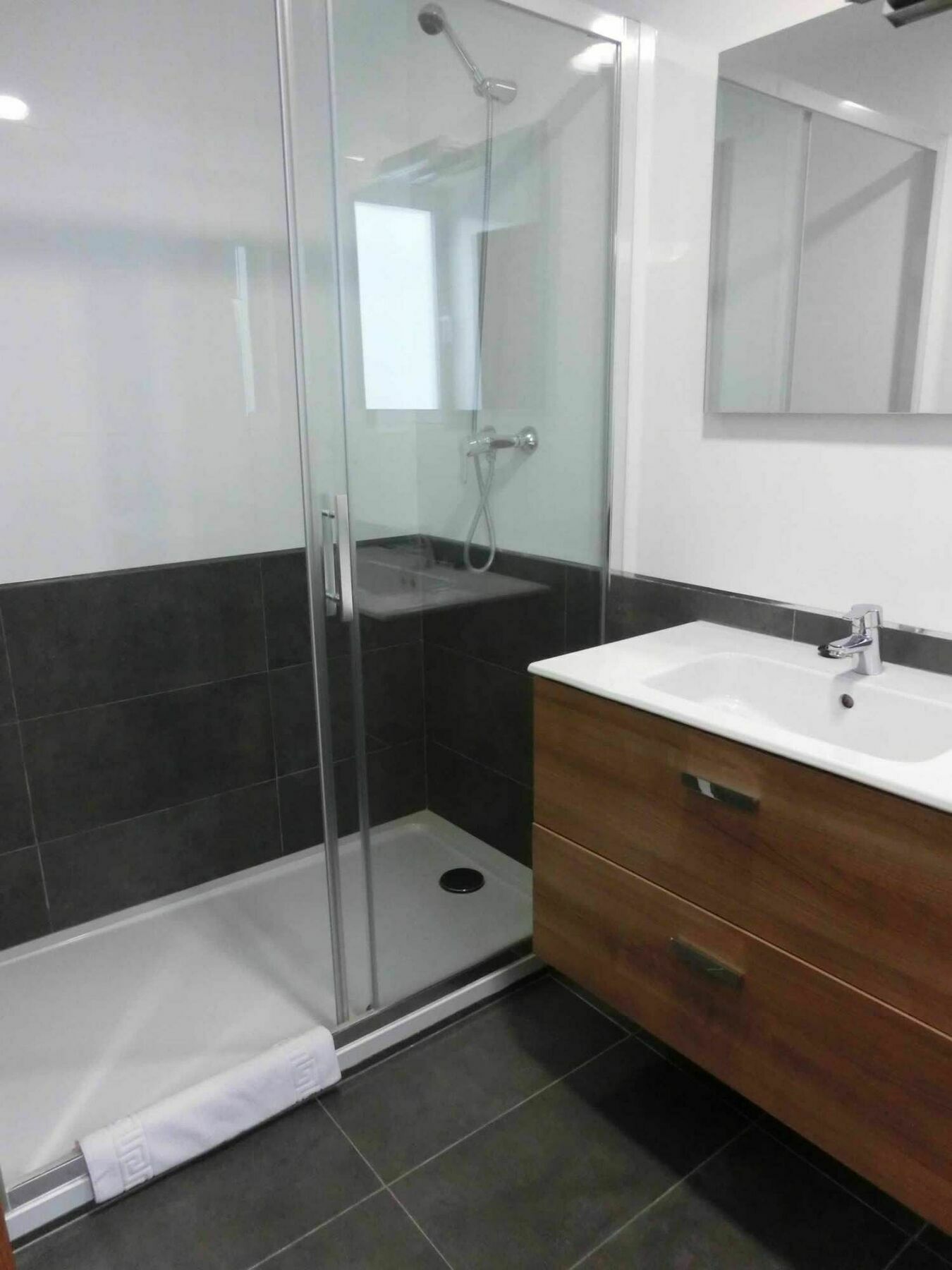 Total Valencia Ave Leisure & Culture Apartment Bagian luar foto