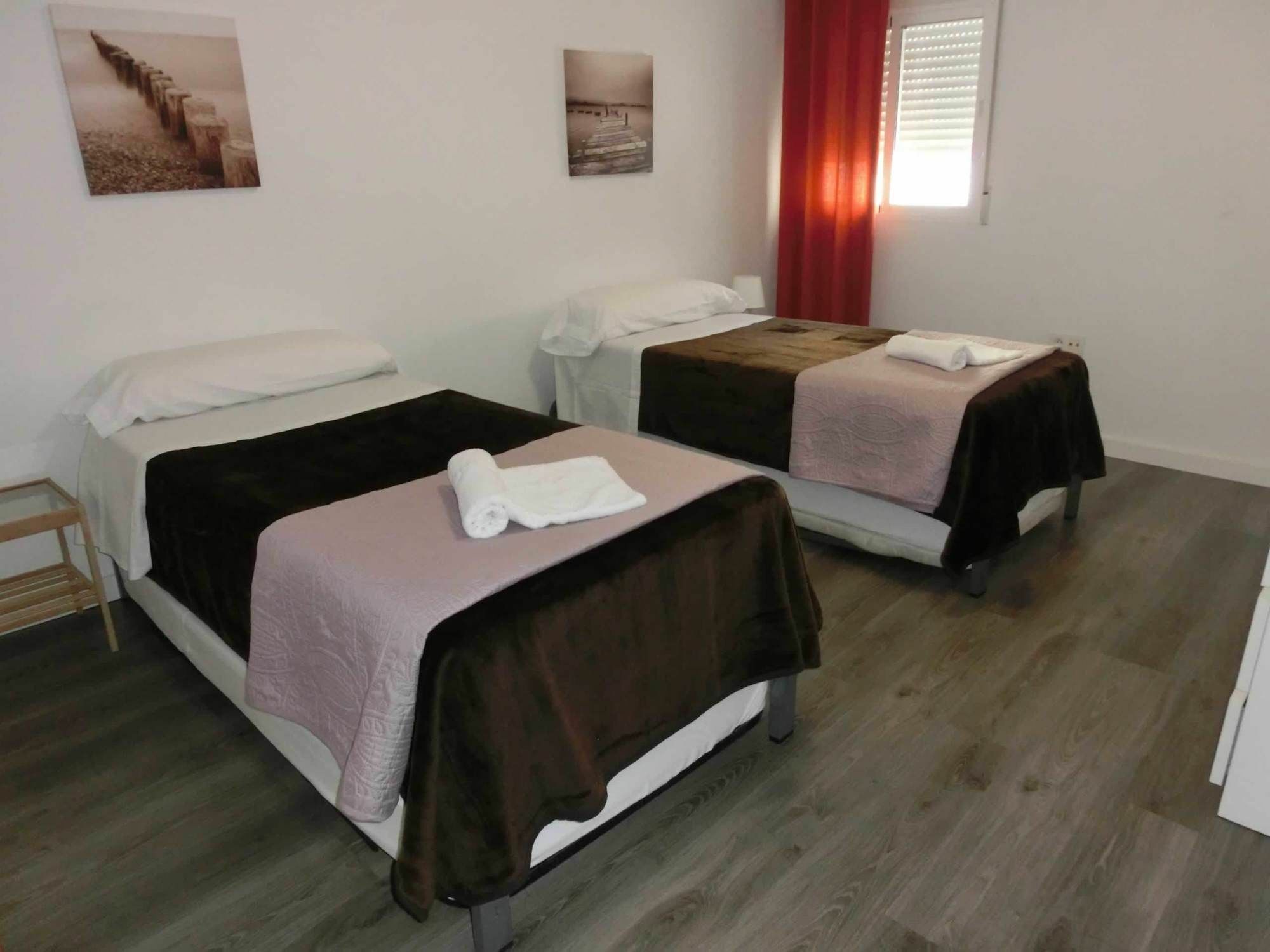 Total Valencia Ave Leisure & Culture Apartment Bagian luar foto