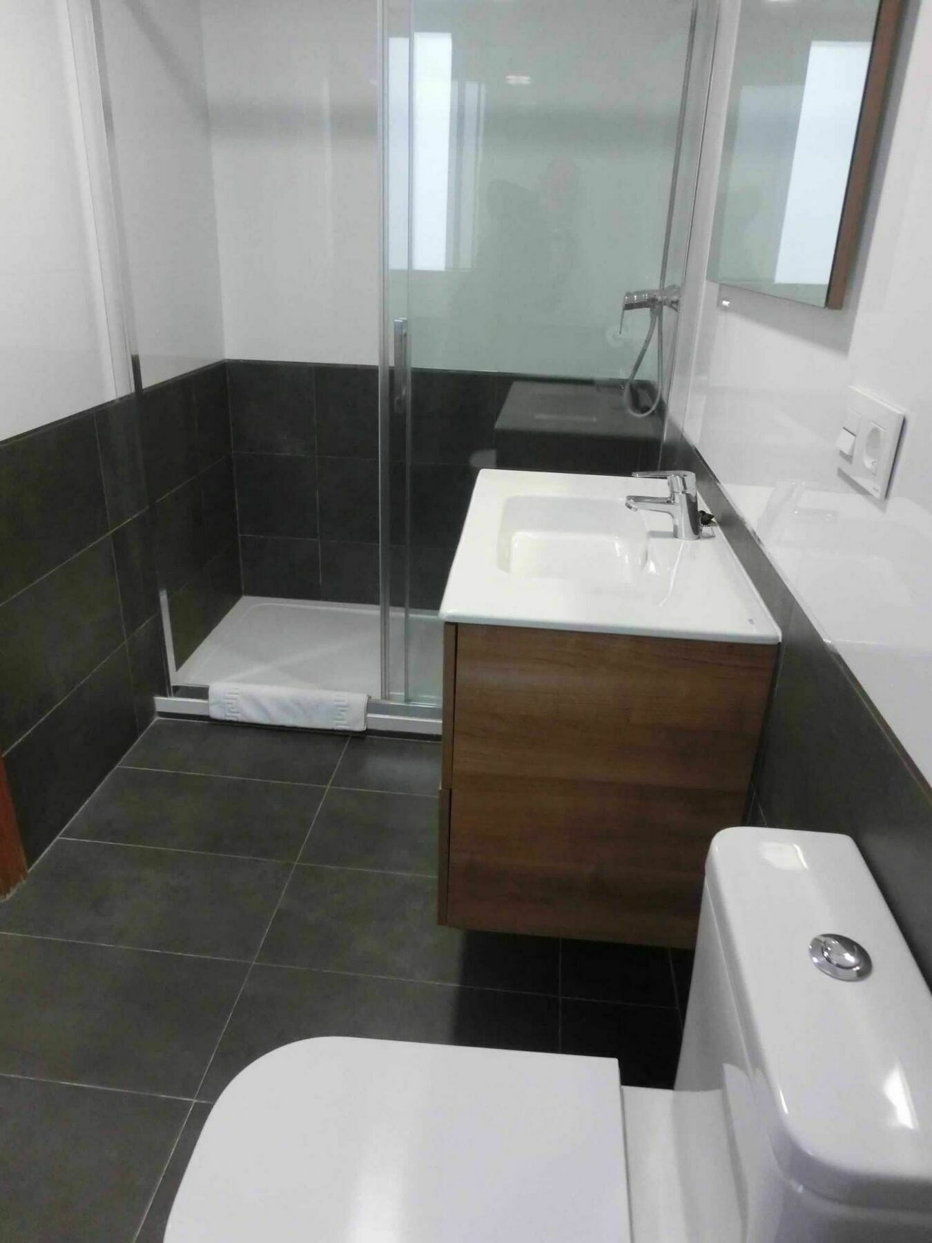 Total Valencia Ave Leisure & Culture Apartment Bagian luar foto