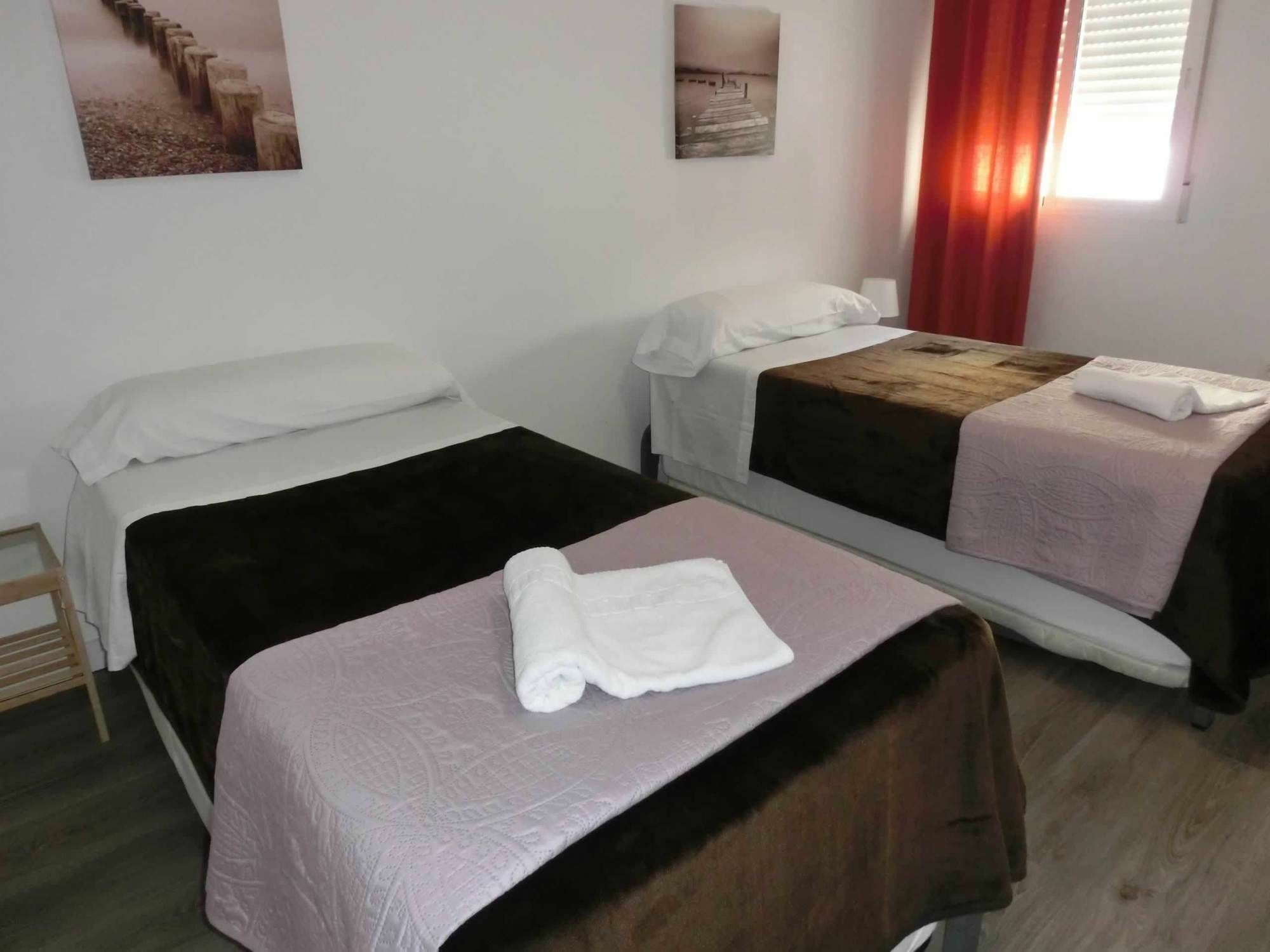 Total Valencia Ave Leisure & Culture Apartment Bagian luar foto